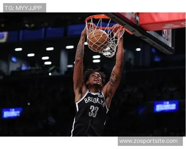 克拉克斯顿全能表现助球队取胜18分10板6助2断3帽展现实力 克拉克斯顿全能表现助球队取胜18分10板6助2断3帽展现实力