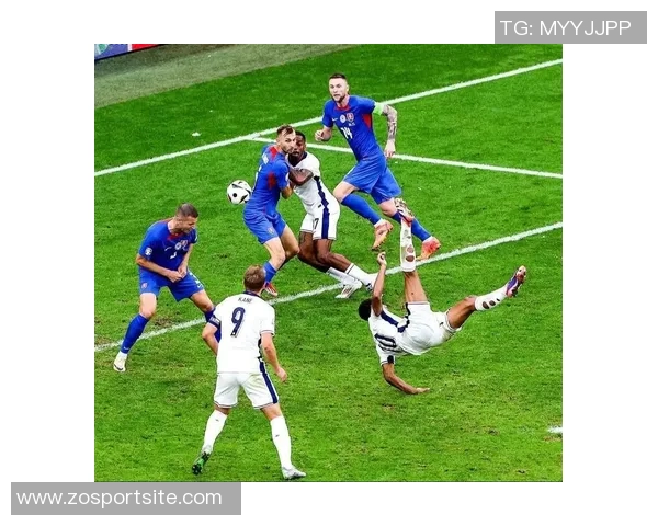 小贝林厄姆比赛表现不佳家庭观战气氛紧张引发关注 小贝林厄姆比赛表现不佳家庭观战气氛紧张引发关注