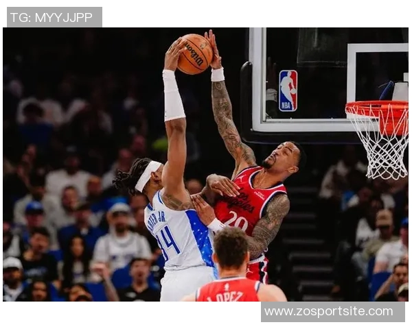 哈克斯全力以赴16投11中砍下31分8篮板4助攻却难救球队失利